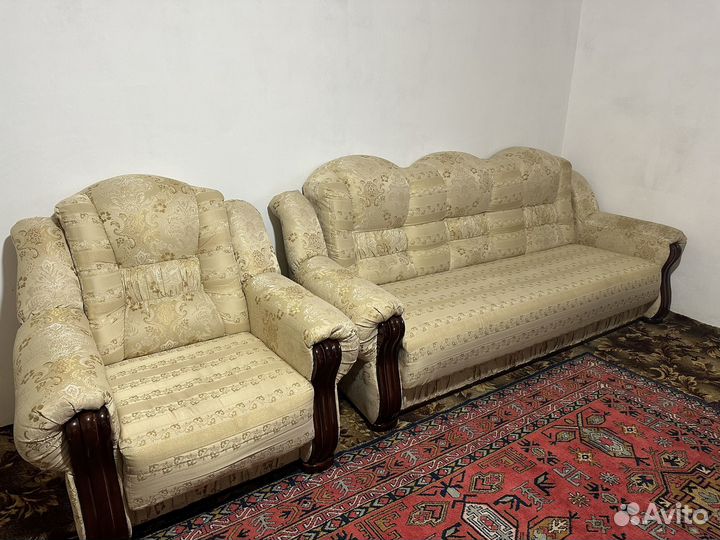 Диван и 2 кресла
