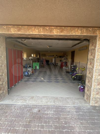 Коттедж 318,9 м² на участке 6,3 сот.