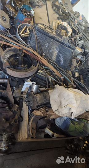 Запчасти на Газ 21 волга