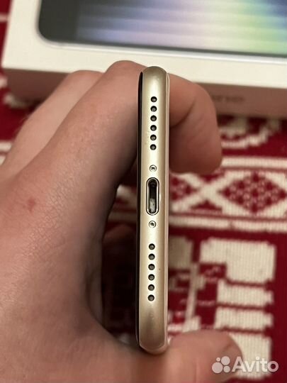 iPhone SE (2022), 64 ГБ