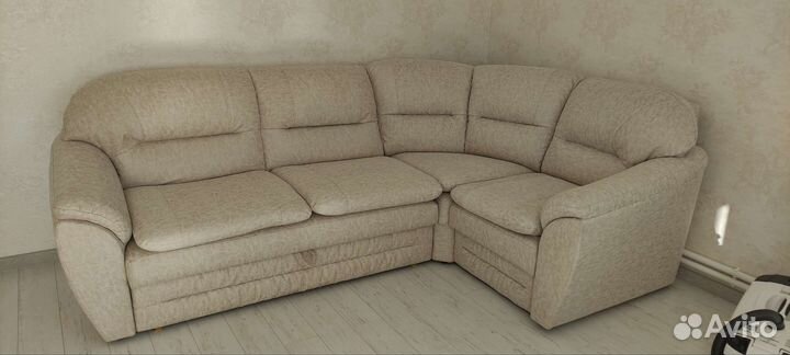 Угловой диван