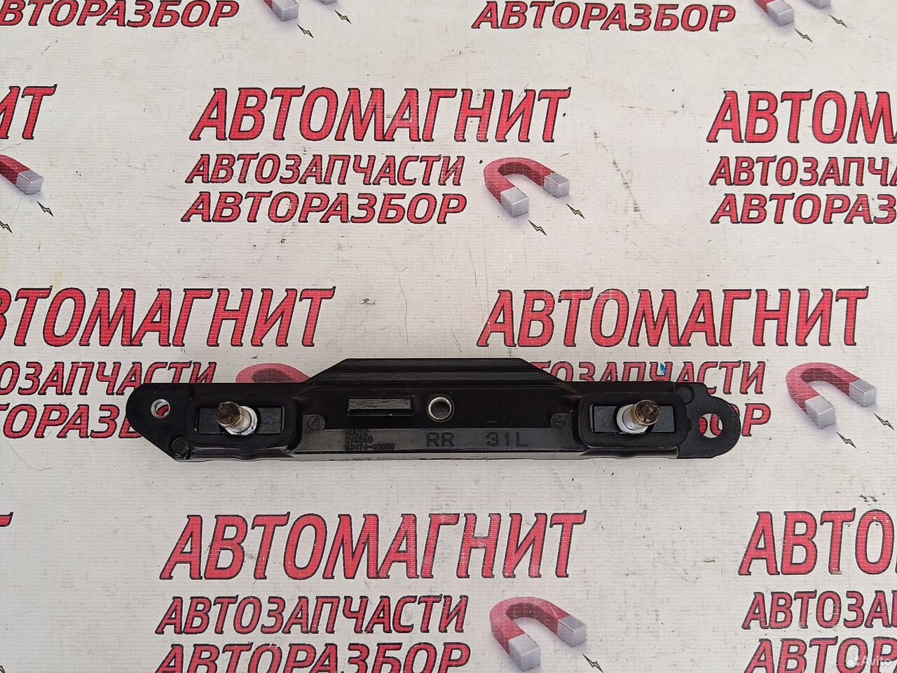 Кронштейн рейлинга задний левый Тойота Рав 4 ха50