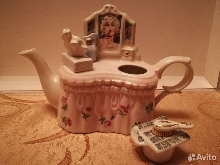 Коллекционный Англ.чайник заварочный фарфоровый