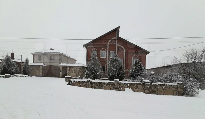 Дом 312 м² на участке 12 сот.