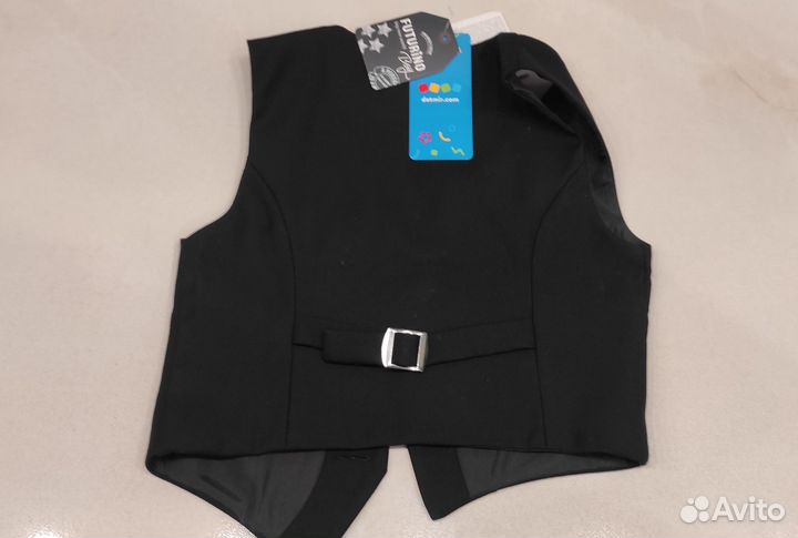 Жилет черный для мальчика 104