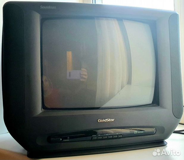 Телевизор Goldstar 23 System