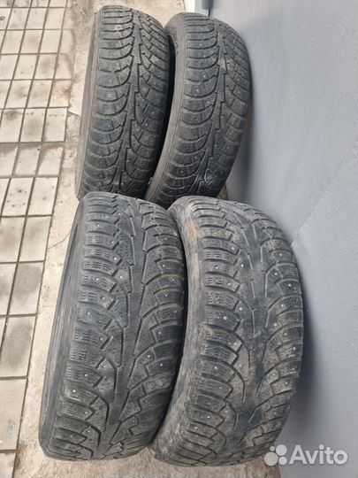 Accelera 651 21.5/60 R16 97B