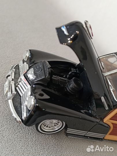 Коллекционная модель 1/24 Chevrolet fleetmaster