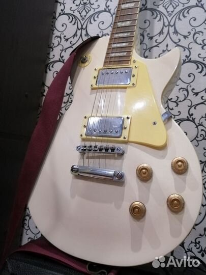 Электро гитара с комбиком