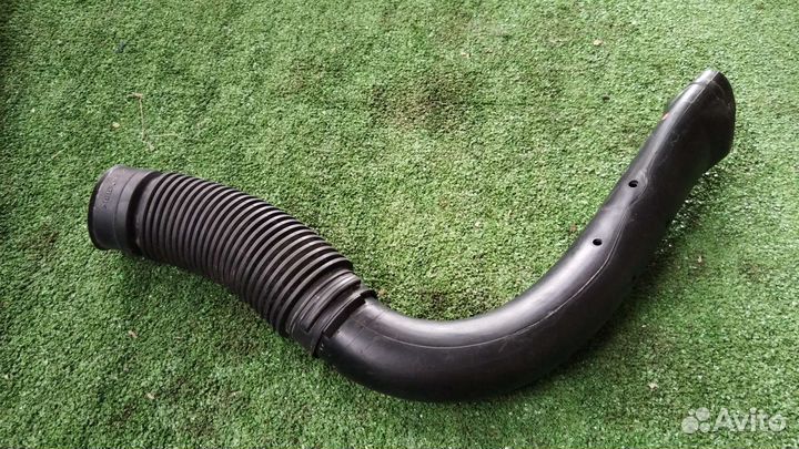 Патрубок воздушного фильтра Renault Sandero 1 K7M