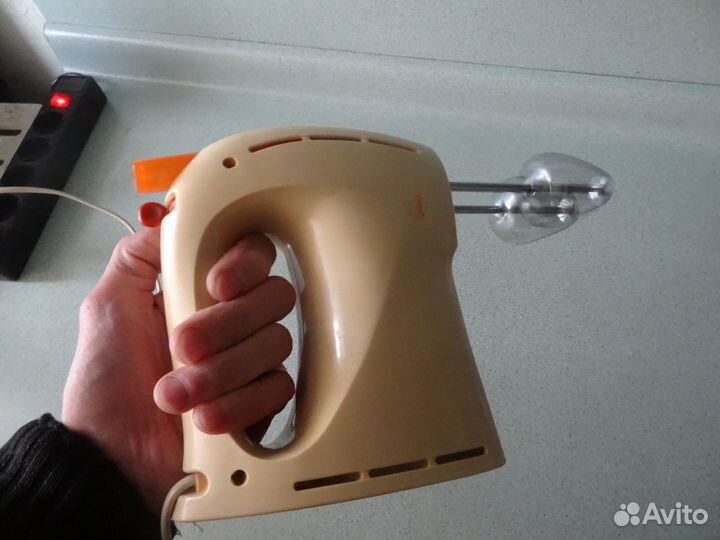 Продам миксер Sanusy Austria