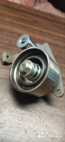 Ролик натяжителя Koyo U00135R Land Cruiser J70 J80