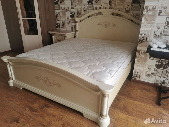 Спальный гарнитур бу италия