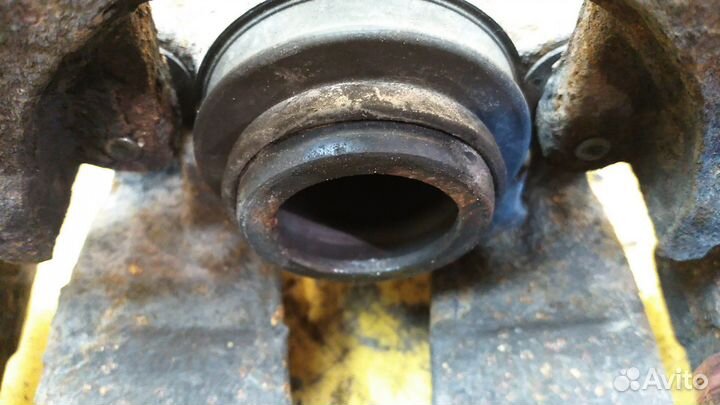 Суппорт задний 7-серия F01/F02 34216786831