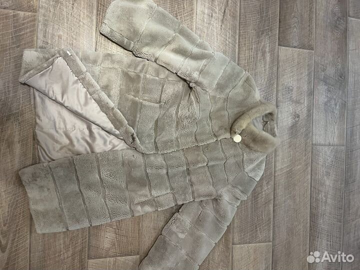 Шуба из бобрика