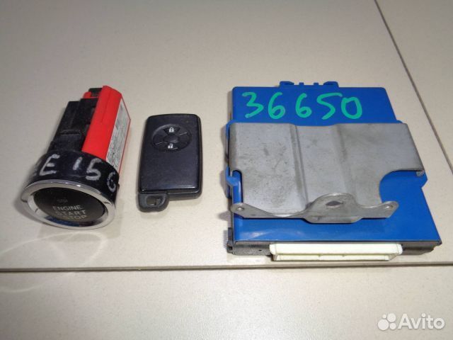 Замок зажигания toyota AZE156H