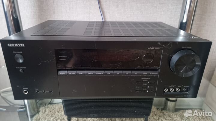 Акустическая система jbl