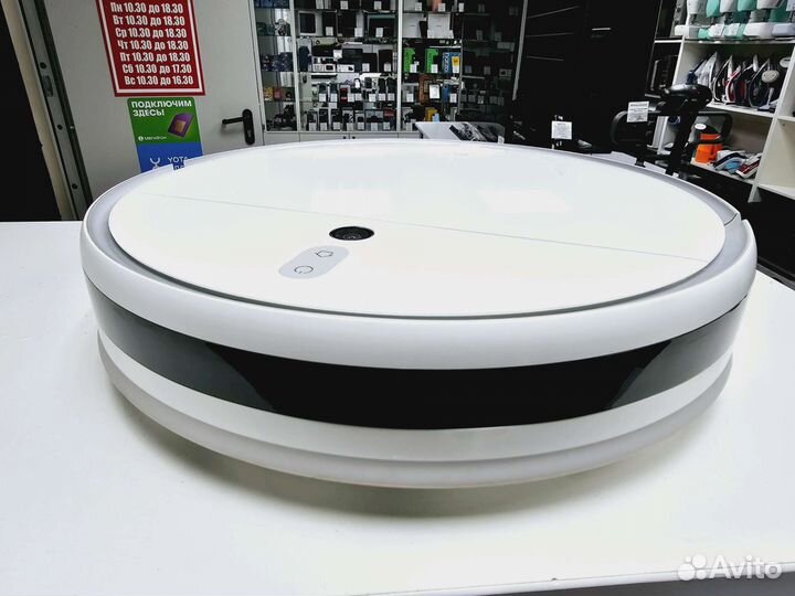 Робот-пылесос Xiaomi Mi Robot Vacuum-Mop как новые
