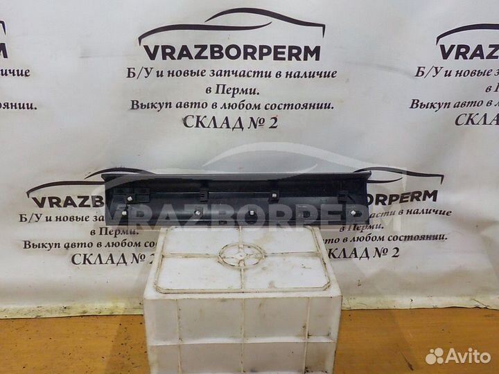 Накладка двери (молдинг) задн. лев. Mazda CX-5