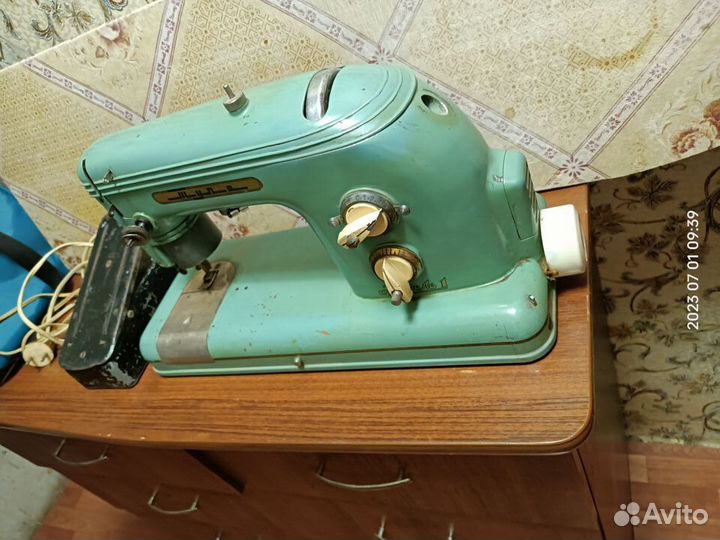 Швейная машинка