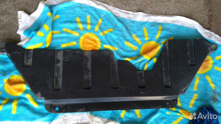 Пыльник Mitsubishi Outlander