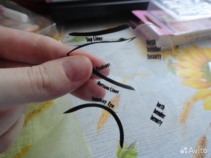 Трафареты для бровей и для майкапа