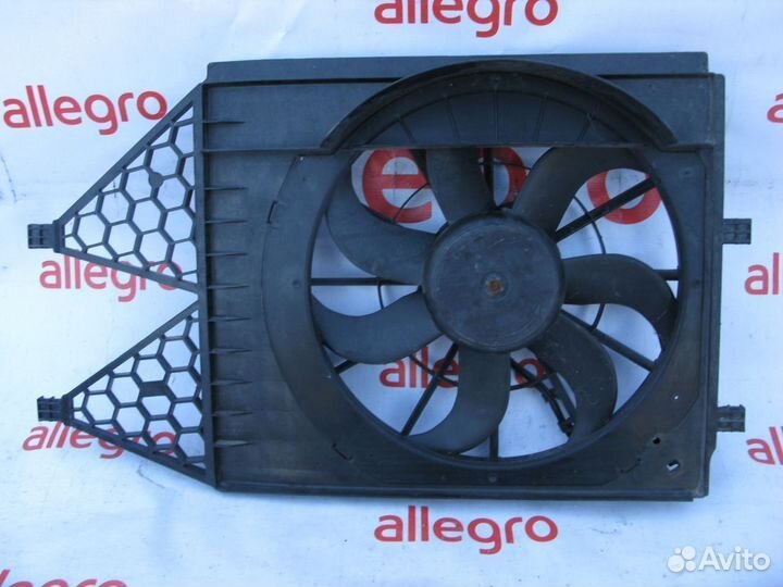 Volkswagen Polo Sedan вентилятор радиатора