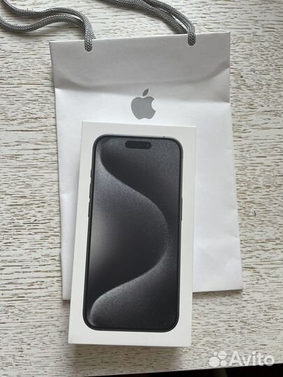 iPhone 15 Pro, 256 ГБ