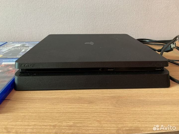 Sony Playstation 4 Slim 1TB Идеал