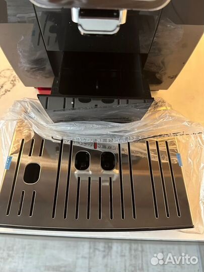 Кофемашина Delonghi ecam 370.70 dinamica новая