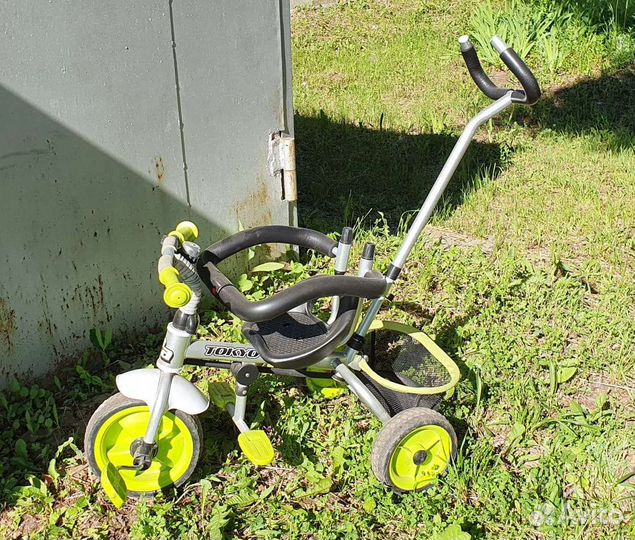 Детский трехколесный велосипед коляска