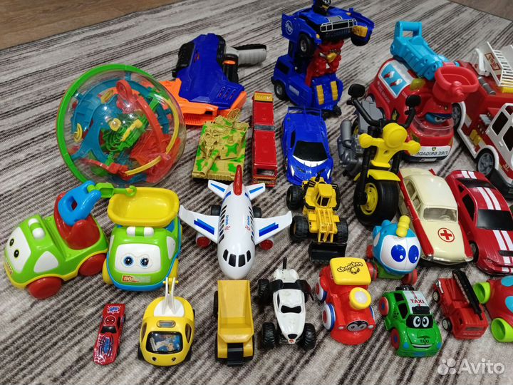 Машинки игрушки пакетом