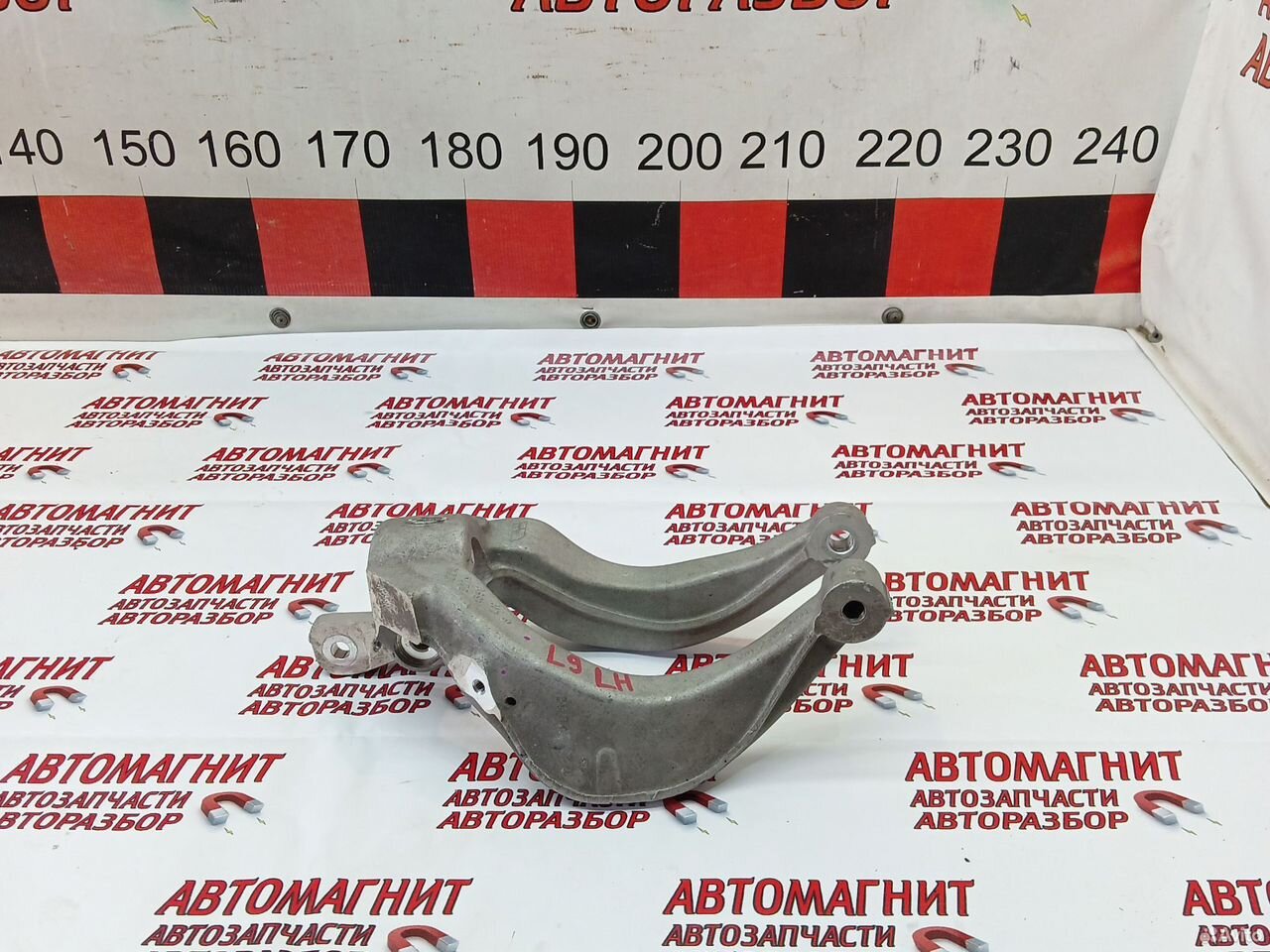 Вилка переднего амортизатора левая Lixiang L9