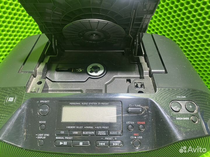Магнитола магнитофон Sony ZS-RS70BT