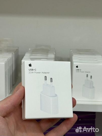 Оригинальный блок iPhone 20 w
