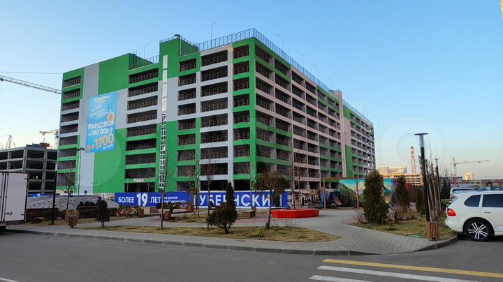 Машиноместо, 14 м²