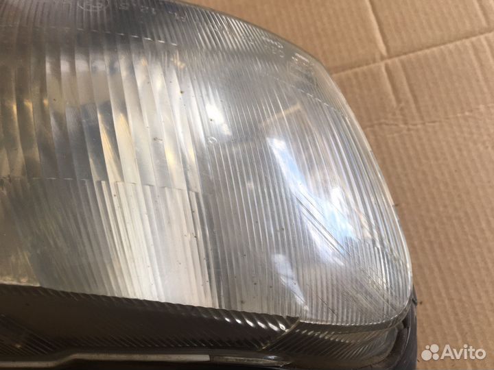 Фара правая Peugeot 106 (5862)