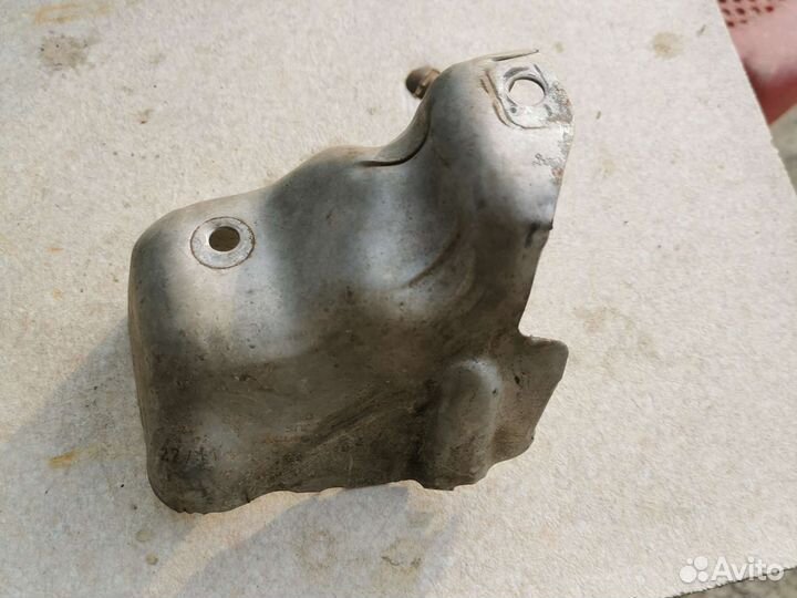 Тепловой экран skoda yeti 1.2 amt