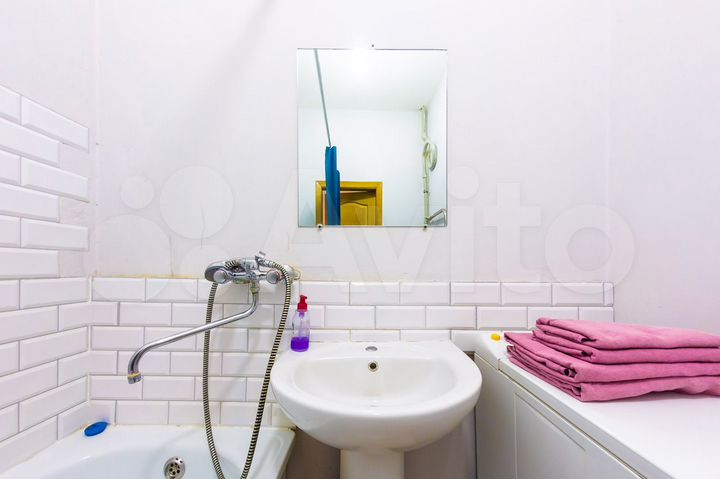 2-к. квартира, 55 м², 9/9 эт.