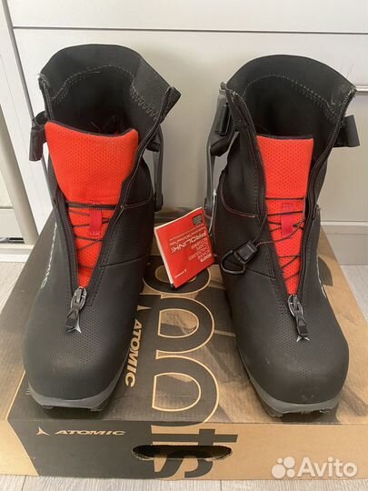 Лыжные ботинки atomic pro S3