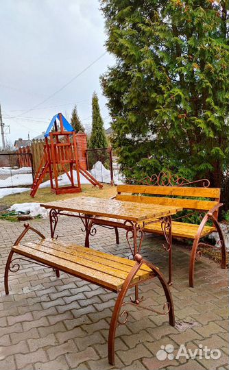 Садовые скамейки