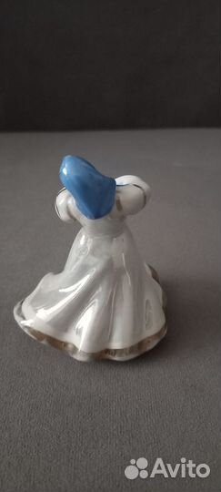 Статуэтка фарфоровая плясунья СССР