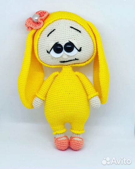 Кукла Бонни в костюме зайки