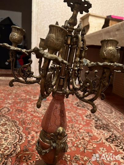 Антикварные часы