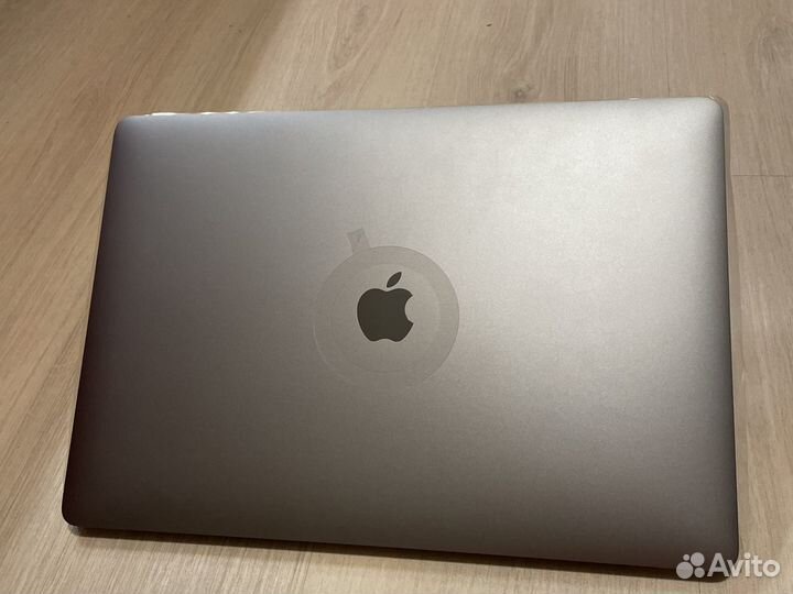 Матрица Macbook Pro 15 2019