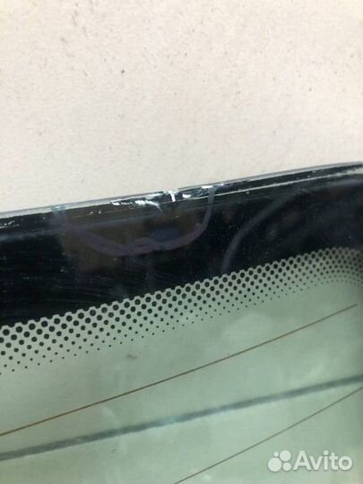 Стекло заднее Volkswagen Passat