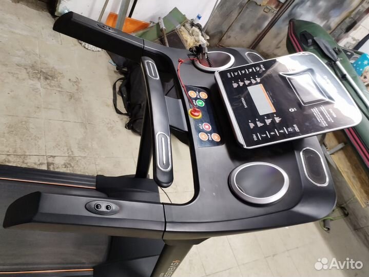 Беговая дорожка электрическая Svensson Body Labs