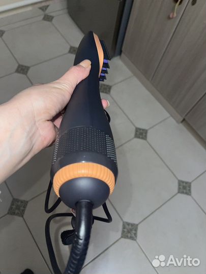 Фен щетка ionic