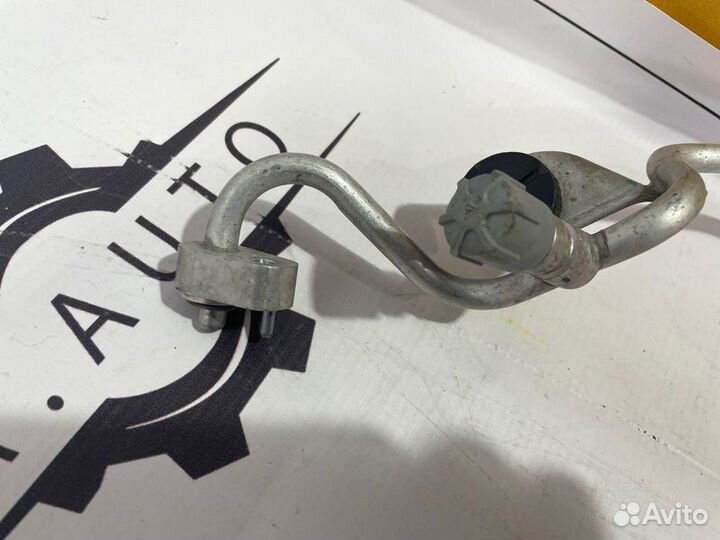 Трубка кондиционера S Mercedes W222 3.0D 2017