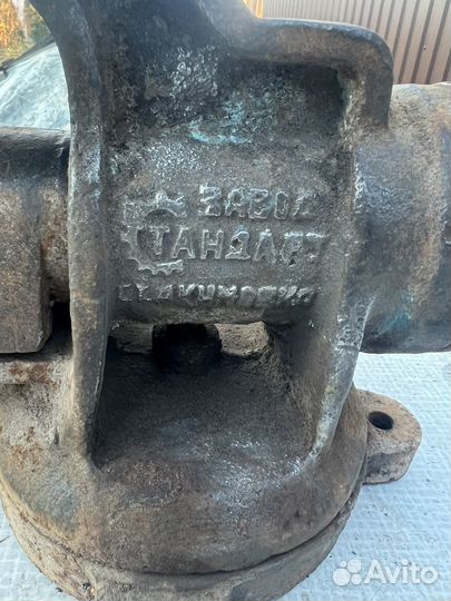 Тиски слесарные поворотные СССР